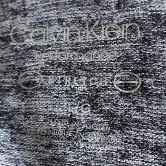 Calvin Klein Sweater - Picture 7 of 7